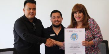Impulsa SETUE certificación de empresas turísticas para elevar la calidad y competitividad del sector en BCS
