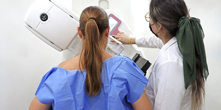 Invertirá Gobierno de BCS más de 10 mdp en mastógrafo móvil para detección oportuna