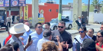 Atiende Ayuntamiento de Los Cabos a habitantes de colonia Brisas del Pacífico