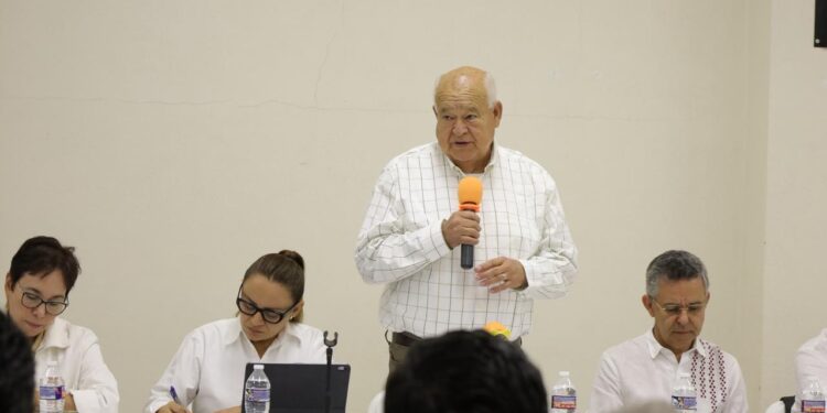 Avanzan acuerdos para preservar ecosistemas marinos y actividad turística en Loreto: VMCC