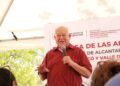 Más de mil familias del sur de La Paz se benefician con obras de alcantarillado: Víctor Castro
