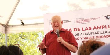 Más de mil familias del sur de La Paz se benefician con obras de alcantarillado: Víctor Castro