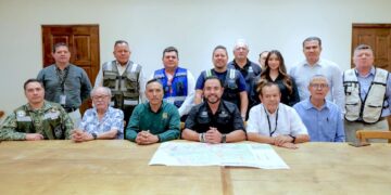 Transformando Los Cabos con planeación: presidente Christian Agúndez revisa con autoridades la ruta del nuevo hospital del IMSS