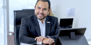 250 mdp para cultura: Christian Agúndez impulsa el Teatro Lomelí con respaldo del Cabildo