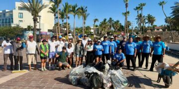 La Playa Centro Comunitario y Hotel El Ganzo impulsan jornadas mensuales de limpieza en San José del Cabo*