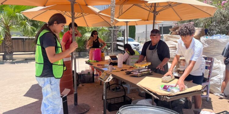 Hotel El Ganzo y La Playa Centro Comunitario fortalecen la cultura del reciclaje en Los Cabos