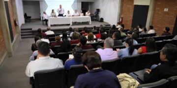 Realiza Secretaría de Finanzas junta de administradores para fortalecer procesos internos