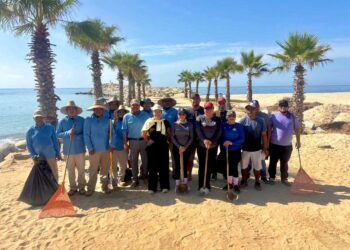 *Puerto Los Cabos y ZOFEMAT fortalecen el cuidado de las playas del Corredor Turístico*