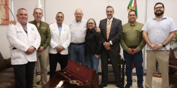 BCS contará con 165 Consultorios del Servicio Universal de Salud; Víctor Castro destaca avance en atención médica