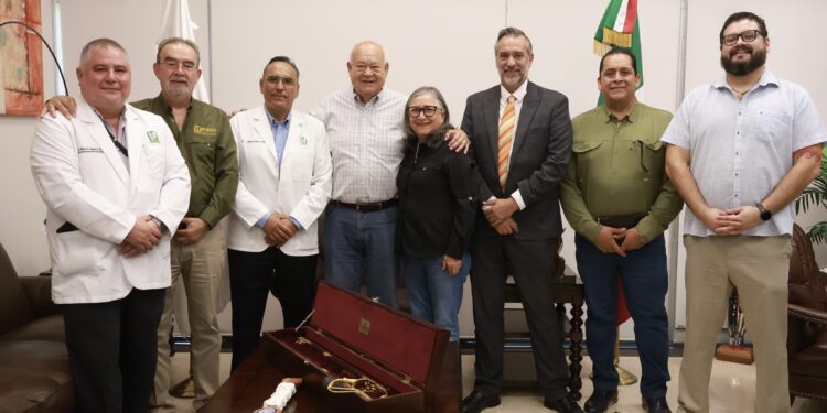 BCS contará con 165 Consultorios del Servicio Universal de Salud; Víctor Castro destaca avance en atención médica