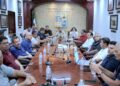 Refuerzan Ayuntamiento y sector transportista diálogo para mejorar el transporte público en Los Cabos