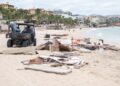 Atienden autoridades varamiento de embarcación en playa El Médano