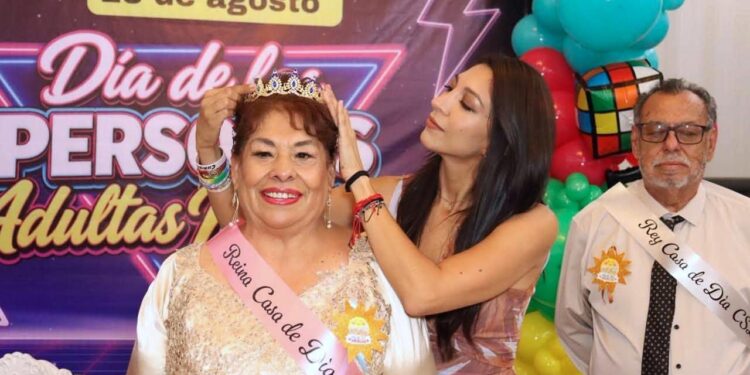 Celebra y reconoce DIF Los Cabos la sabiduría y experiencia de las personas adultas mayores