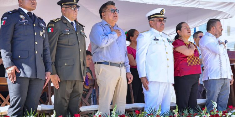 Conmemora XV Ayuntamiento de Los Cabos el 216º Aniversario de la Independencia de México con Desfile Cívico-Militar