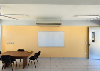 Destina Gobierno de BCS 100 mdp para atender fallas eléctricas en escuelas