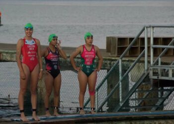 Triunfa atleta cabeña Leah Amezcua Herrera en Triatlón de Cozumel 2026