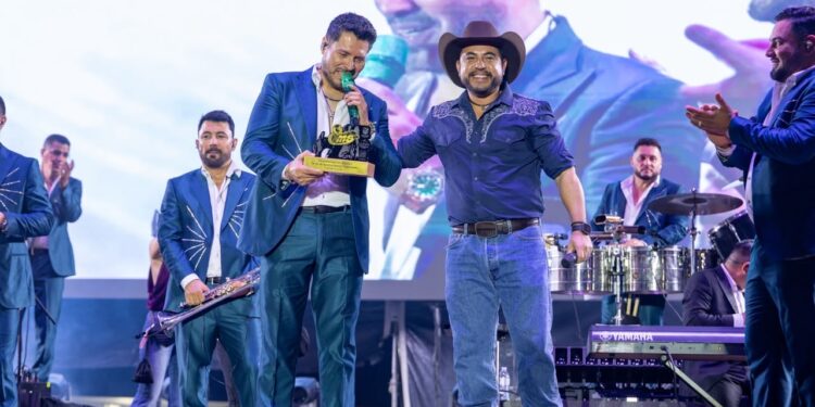 Inaugura alcalde Christian Agúndez las Fiestas Tradicionales de Cabo San Lucas 2026