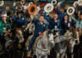 Encabeza Christian Agúndez Gómez tradicional cabalgata de las Fiestas de Cabo San Lucas 2026