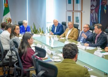 Plantea Víctor Castro alternativas para el desarrollo sustentable de BCS